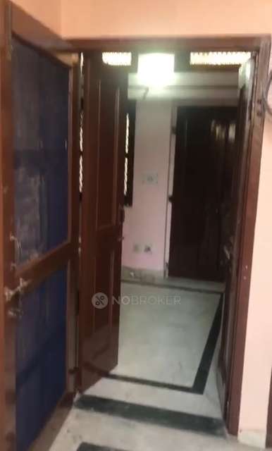 1 RK Flat In Standlone Building for Rent  In Sector 23a