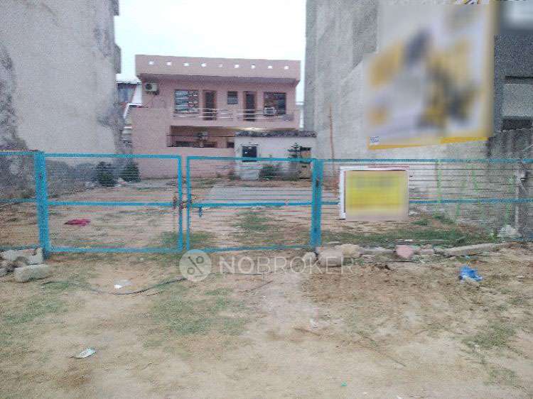 Godown/Warehouse in Sector 76, Faridabad for Rent 