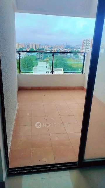 2 BHK Flat In Ratan Neptune for Rent  In Hadapsar, Pune