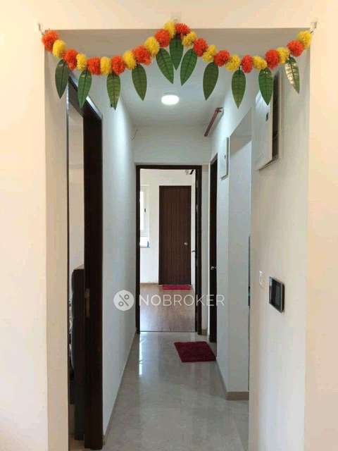 2 BHK Flat In Embassy One For Sale  In Embassy One Thane, Mumbai.