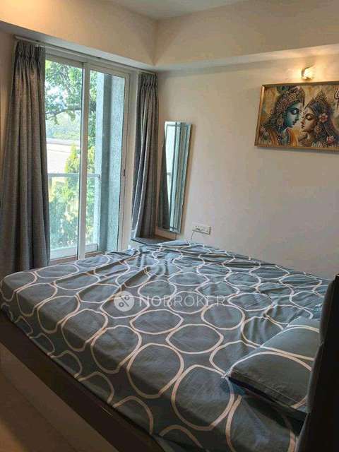 2 BHK Flat In Embassy One For Sale  In Embassy One Thane, Mumbai.