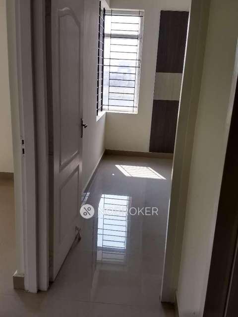 2 BHK Flat In Ruby Grand Apartments For Sale  In Selaiyur