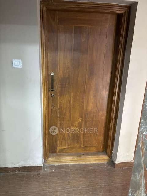 2 BHK Flat In Lakshmi Flats, Koyambedu For Sale  In Rathnapuri