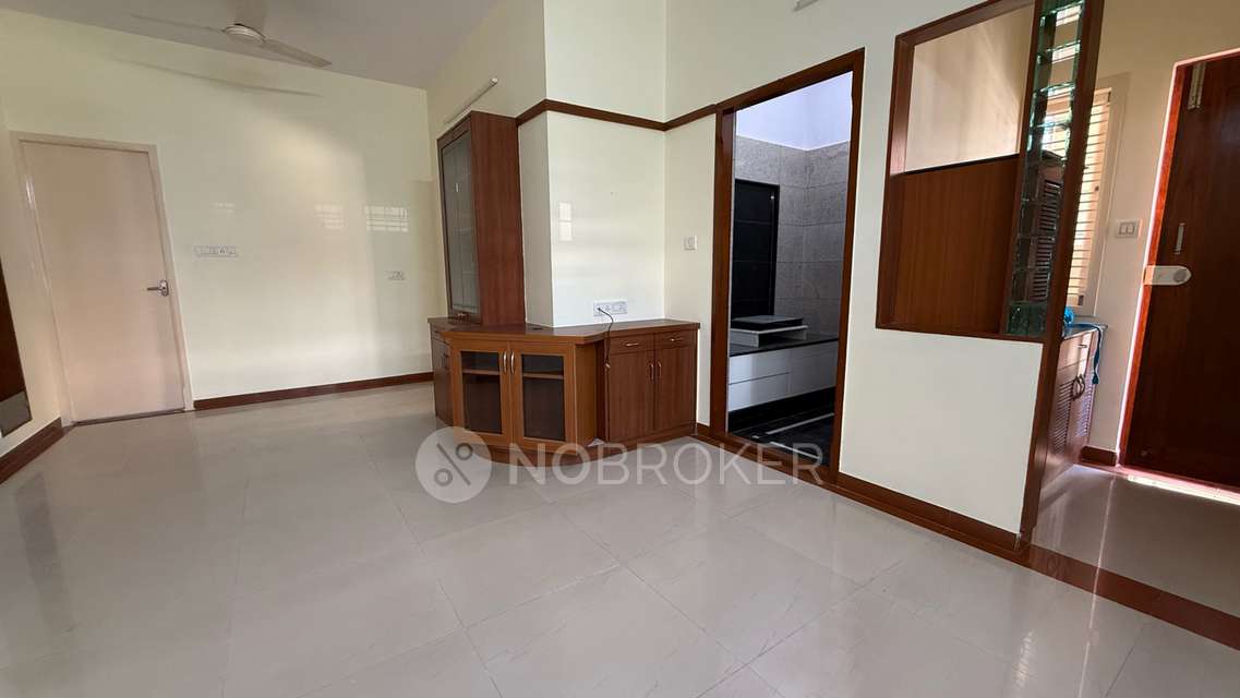 2 BHK Flat In Sannidhi Sarala for Rent  In 5th Cross Road