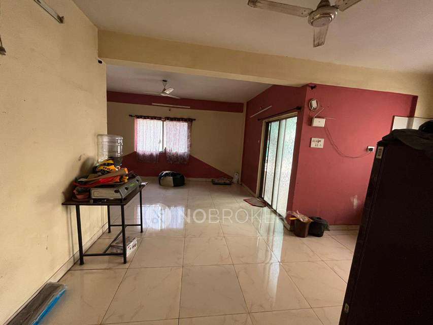 Shared Room for Male In 2 BHK  In Wakad