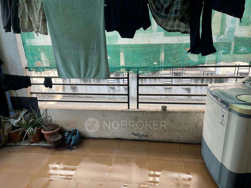 Shared Room for Male In 2 BHK  In Wakad