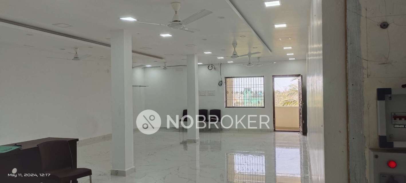 4+ BHK Flat In Satndalone Building For Sale  In Veppampattu