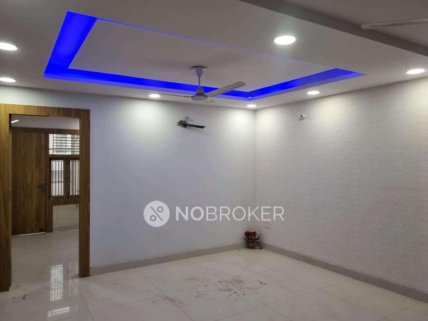 3 BHK Flat In Apartment For Sale  In Razapur Khurd