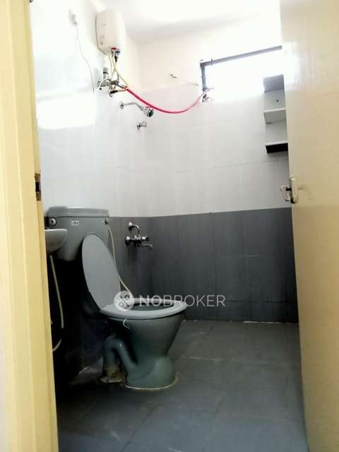 2 BHK Flat In Falcon Nest, C V Raman Nagar For Sale  In C V Raman Nagar