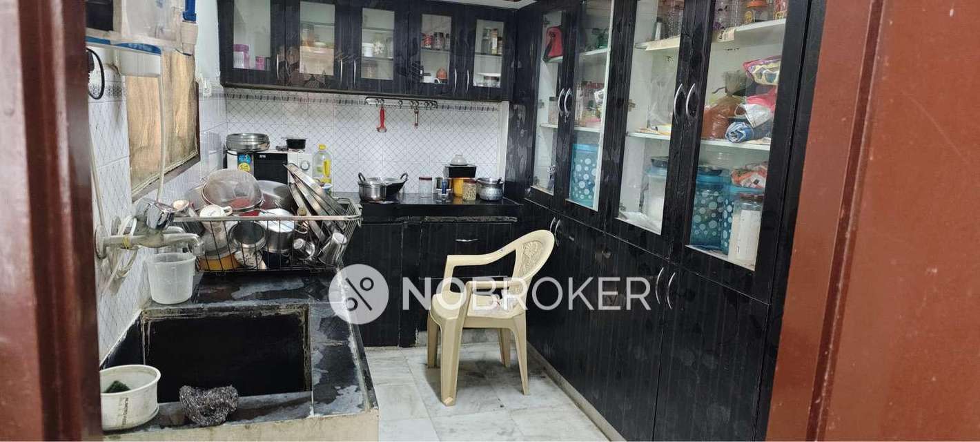 2 BHK Flat In Boppana Towers For Sale  In Madhapur