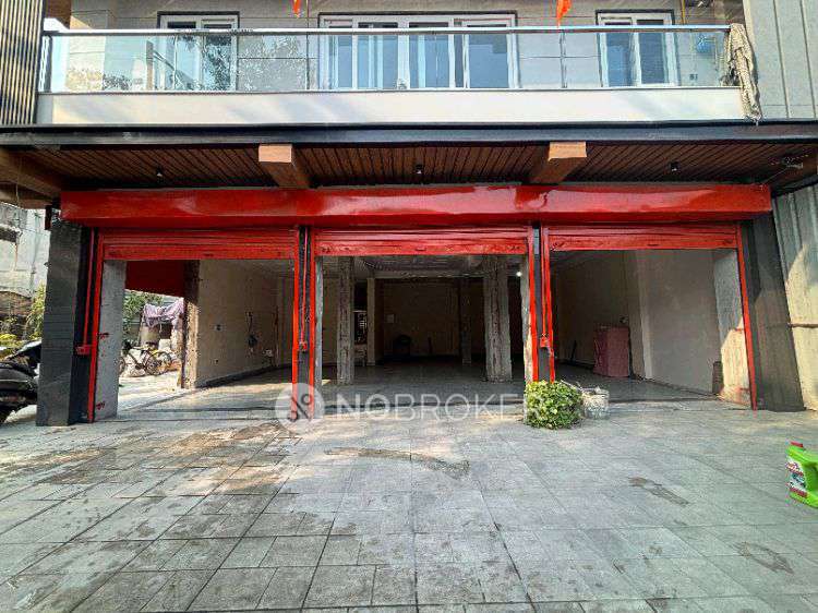 Showroom in Bindapur, Delhi for Rent 