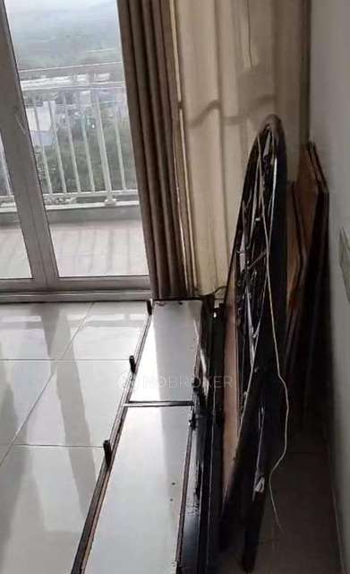 Shared Room for Female In 2 BHK  In Global Life Style In Pimpri-chinchwad,