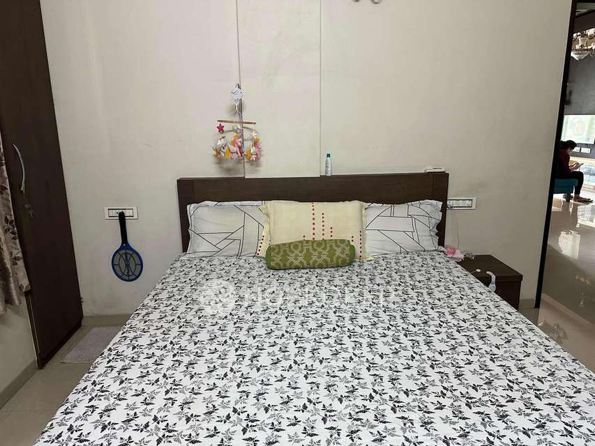 2 BHK Flat In Sanmati Enclave For Sale  In Bavdhan