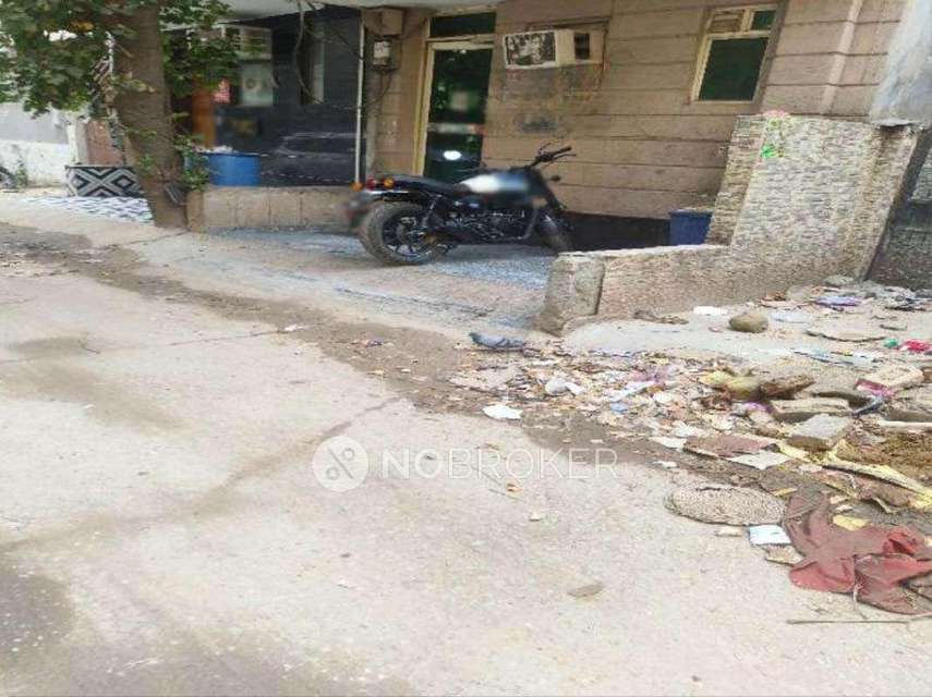 4+ BHK Flat For Sale  In Sector 24