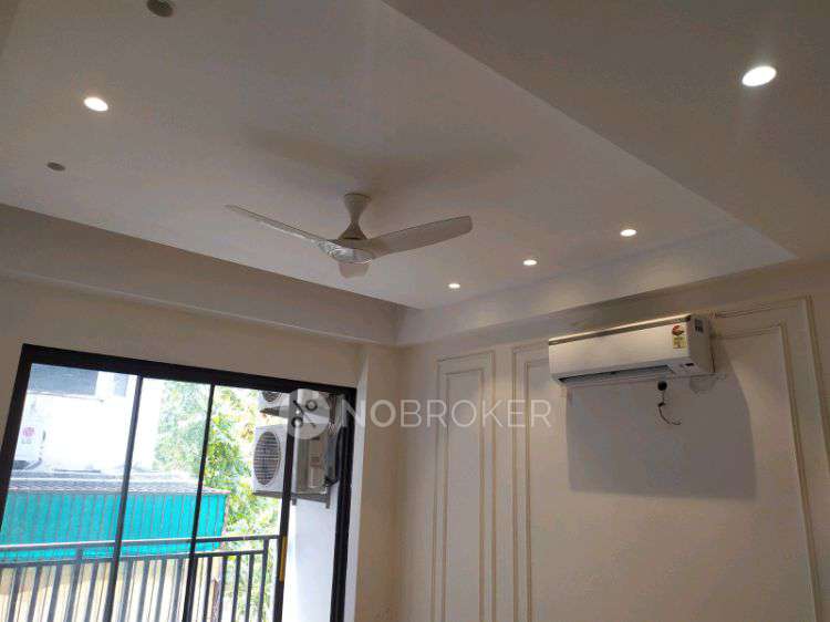 4 BHK Flat In Dlf City Phase 1 For Sale  In Sector 26
