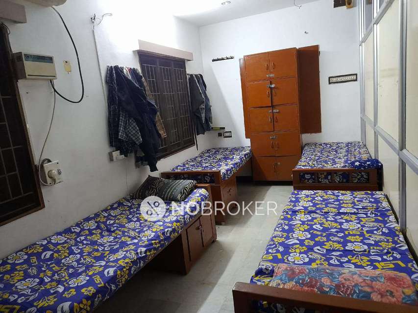 PG for Boys in Amma Super Market