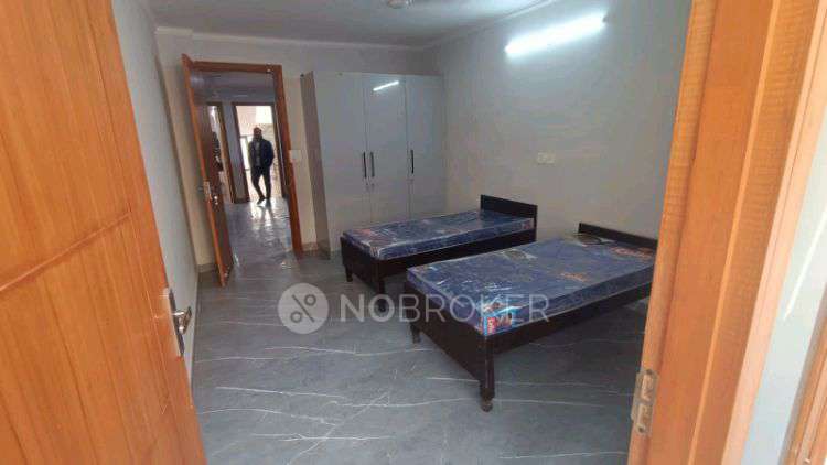 Single Room for Male In 3 BHK  In Greenfield Colony In A 1867, Mall Rd, Opposite Bikaner House, Greenfields, Sector 43, Faridabad, Haryana 121003, India