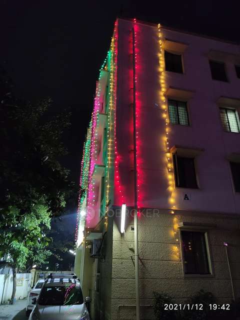 2 BHK Flat In Pragati Apartments For Sale  In Kotturpuram