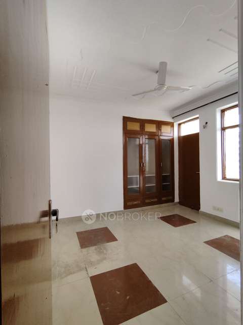 3 BHK Flat In The Green Home Cghs For Sale  In Sector 52a