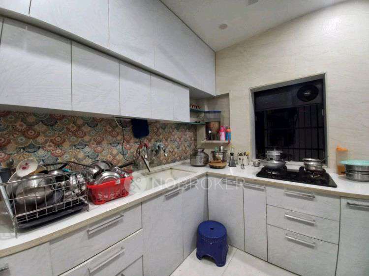 2 BHK Flat In Chaitanyasheel Chs For Sale  In Thakurwadi, Kalu Nagar