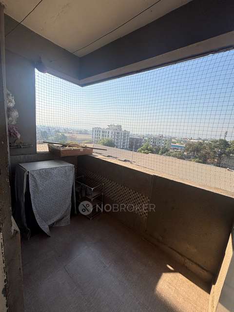 1 BHK Flat In Silver Woods for Rent  In Hadapsar