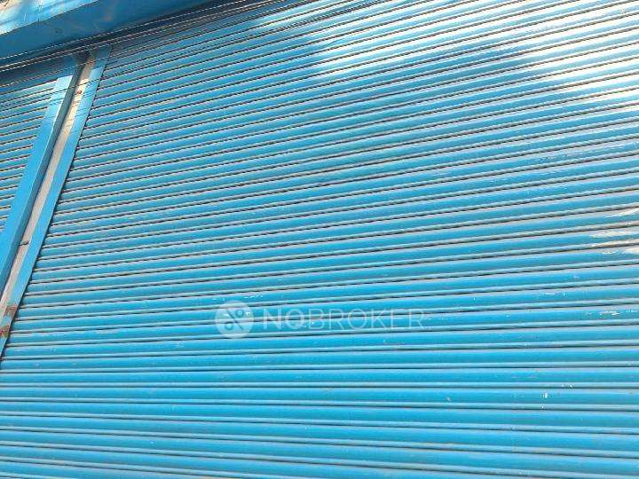 Shop in Ashok Vihar Phase Ii, Gurgaon for Rent 