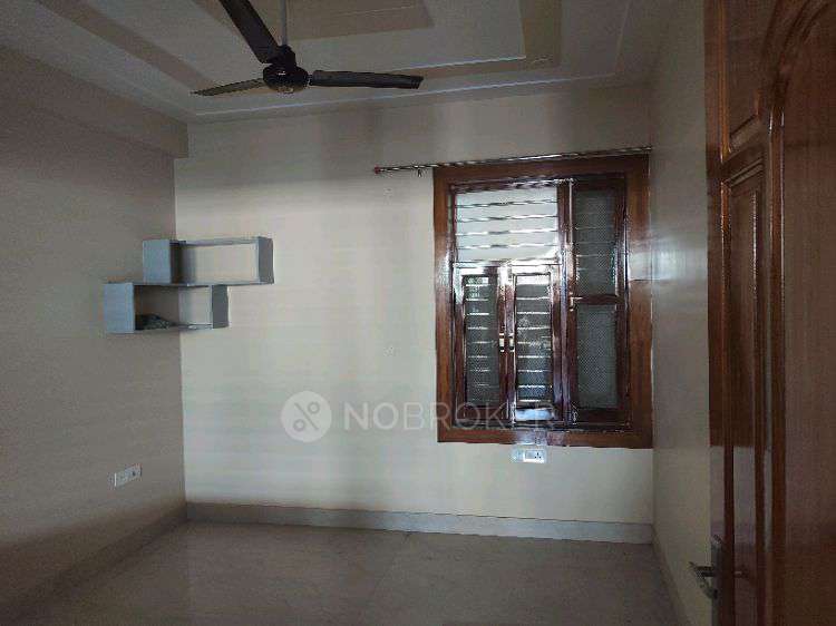 1 BHK House for Rent  In 1894, Sector 64, Faridabad, Haryana 121004, India