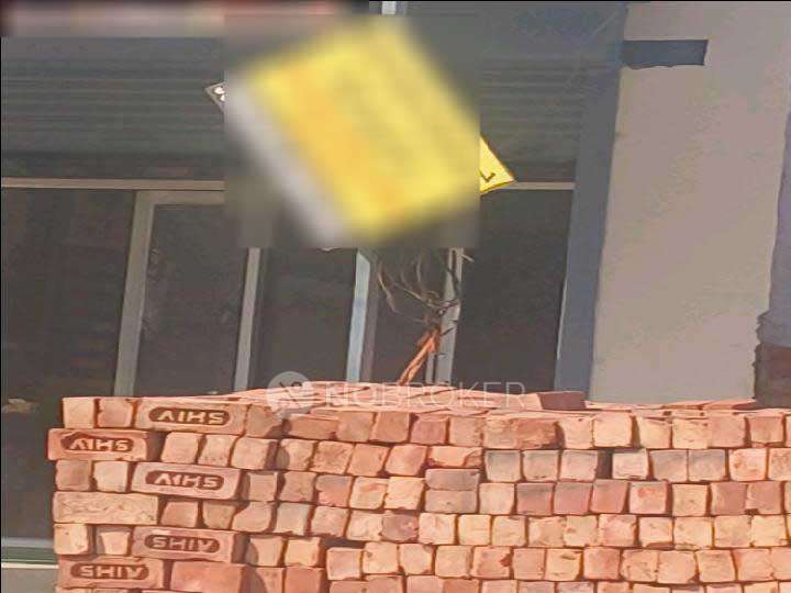 Shop in Sector 93, Gurgaon for Rent 