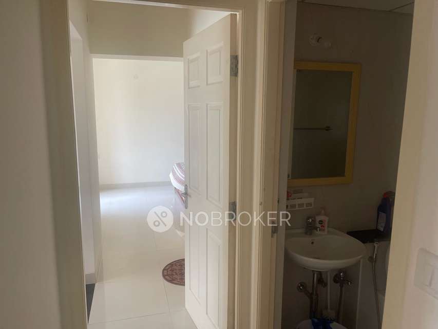 4+ BHK Flat In Embassy Residency, Sholinganallur For Sale  In Sholinganallur