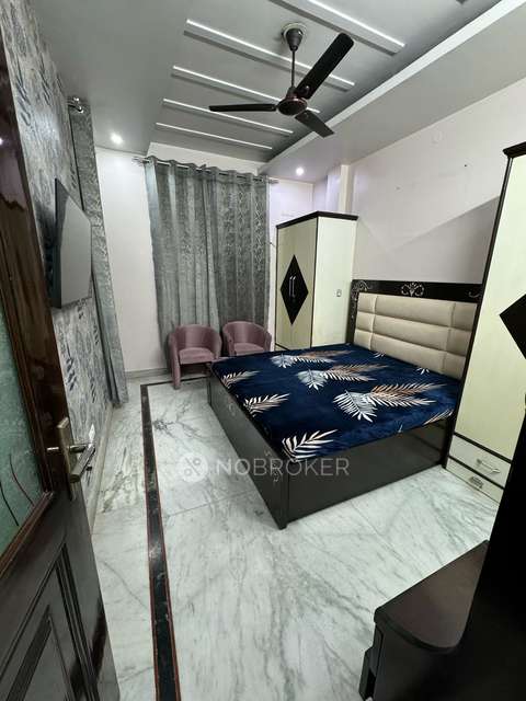 2 BHK Flat In Standalone Building  for Rent  In Rohini