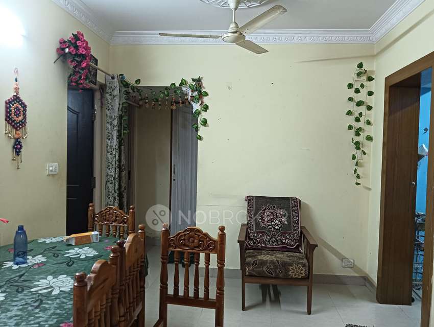 2 BHK Flat In Unitech Heritage Estate for Rent  In Kenchenahalli