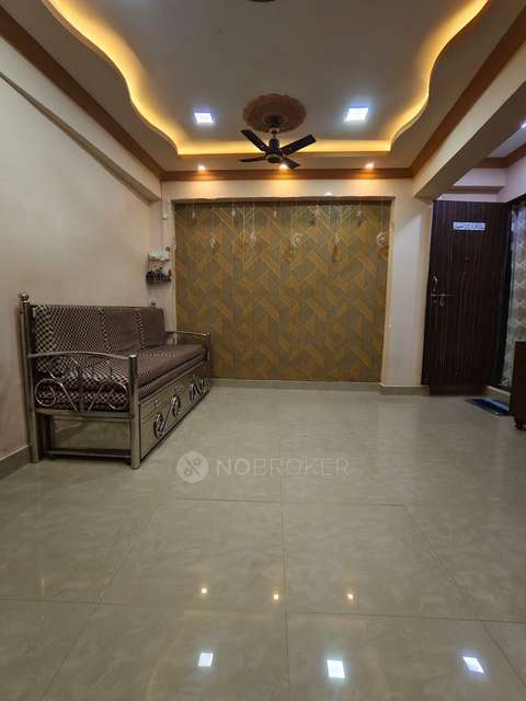 1 BHK Flat In Halimabai Building No89 Near Milan Hotel Quresh Nagar  For Sale  In Cafe Milan Bakery