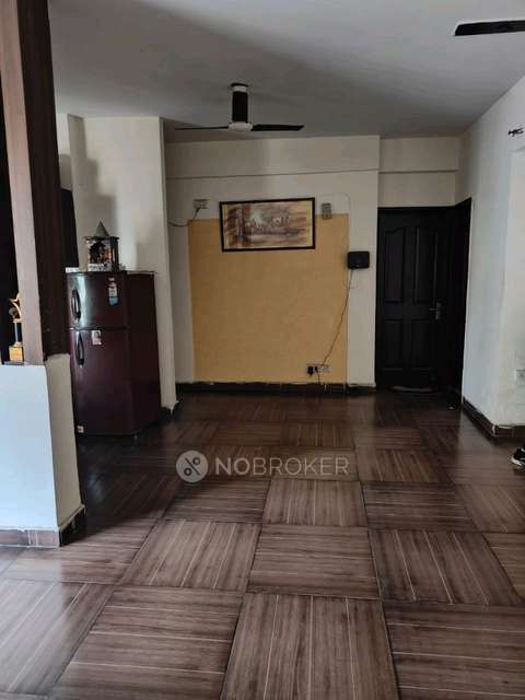 Single Room for Female In 3 BHK  In Proview Laboni In  Crossings Republik, Ghaziabad