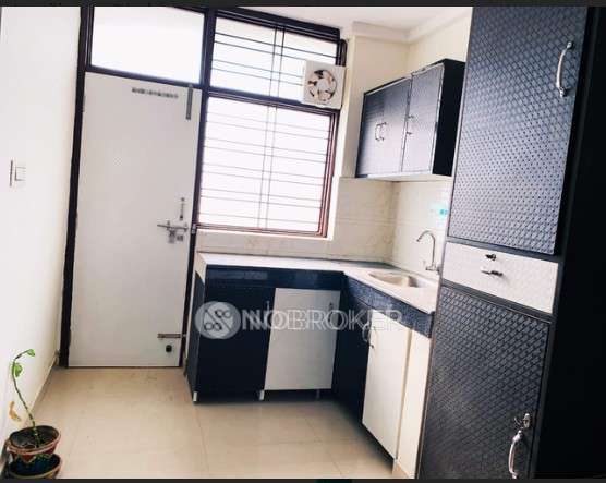 1 RK Flat In Standlone Building for Rent  In Sector 24