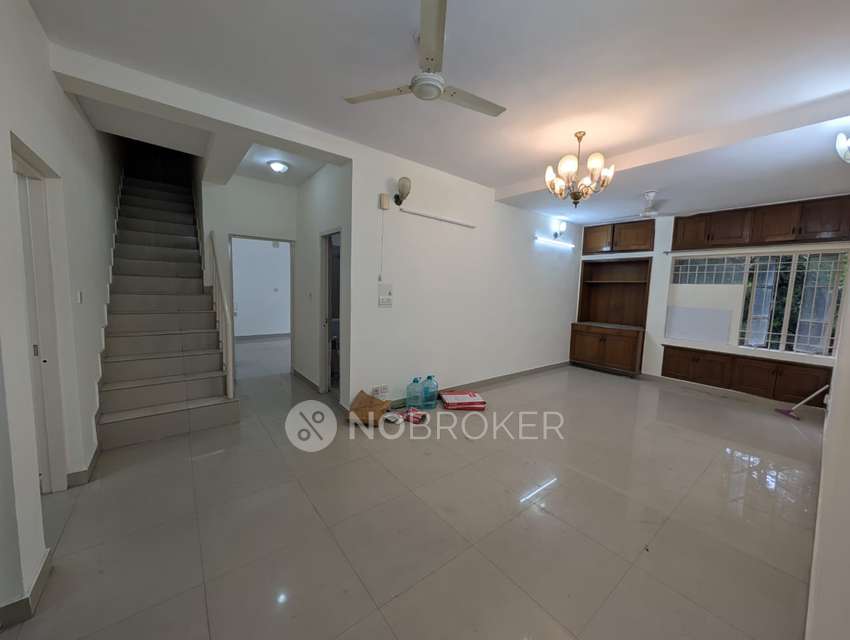 3 BHK Flat In Dda Flats Sector C Pocket 9 for Rent  In Vasant Kunj