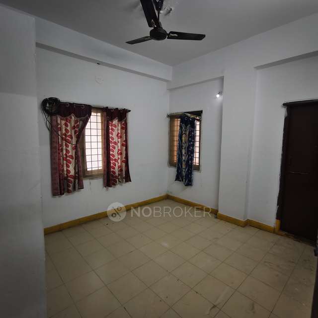 2 BHK Flat In Chaitynapuri For Sale  In Kothapet