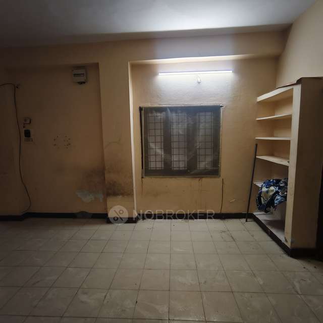 2 BHK Flat In Chaitynapuri For Sale  In Kothapet