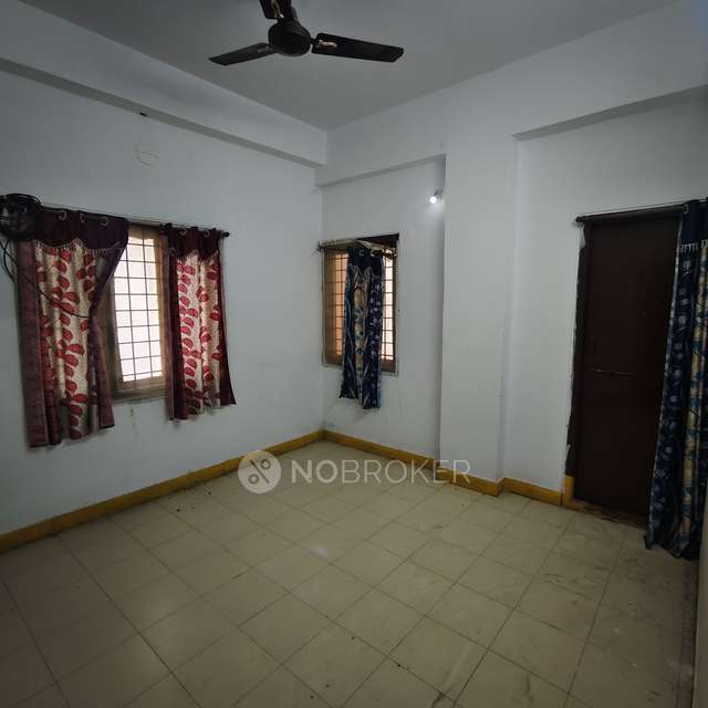 2 BHK Flat In Chaitynapuri For Sale  In Kothapet