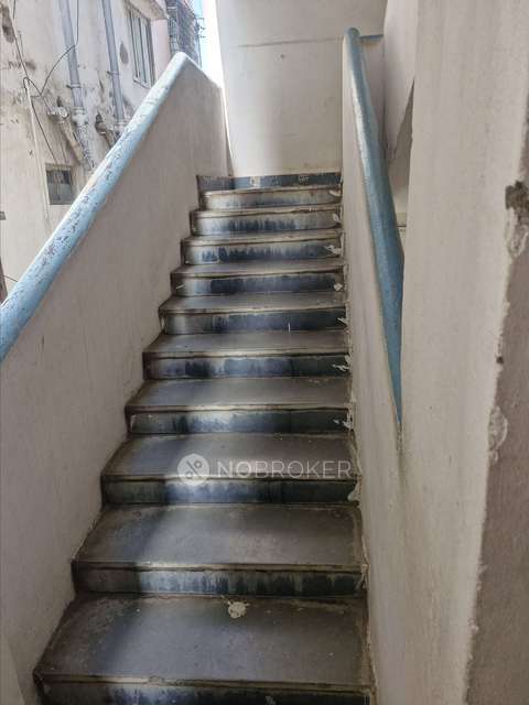 2 BHK Flat In Chaitynapuri For Sale  In Kothapet