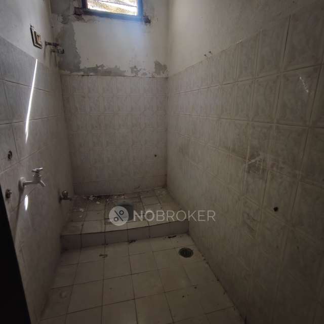 2 BHK Flat In Chaitynapuri For Sale  In Kothapet