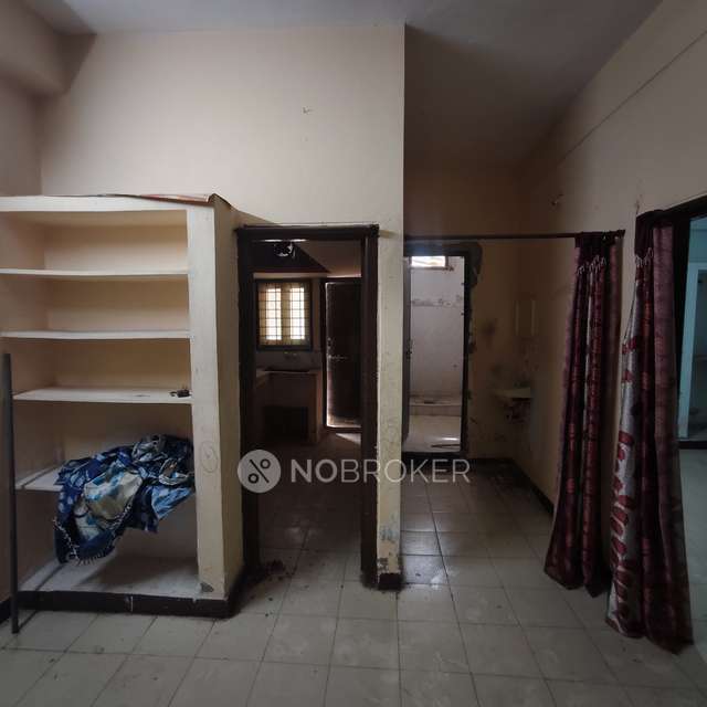 2 BHK Flat In Chaitynapuri For Sale  In Kothapet