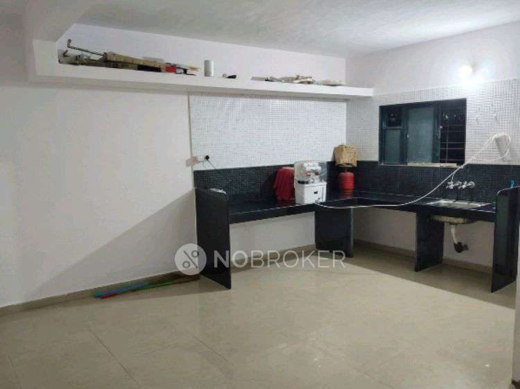 Single Room for Male In 2 BHK  In Bibwewadi