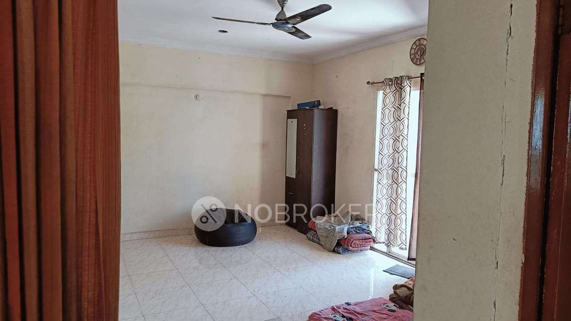 Single Room for Male In 2 BHK  In Jai Ganesh Varadhasta Society  In Jai Ganesh Varadhasta Complex, Sr 36a16, Nana Peth, Morewadi, Pimpri Colony, Pimpri-chinchwad, Maharashtra 411018, India