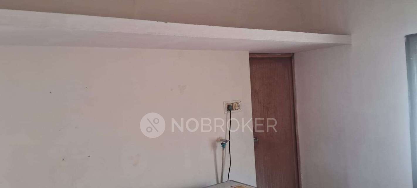 Shared Room for Male In 1 RK  In Medavakkam