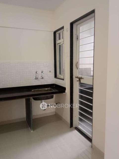 3 BHK Flat In Basil Mondale, Mundhwa For Sale  In Mundhwa