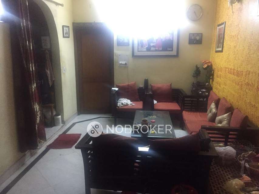 3 BHK Flat In Apartment  For Sale  In Janakpuri