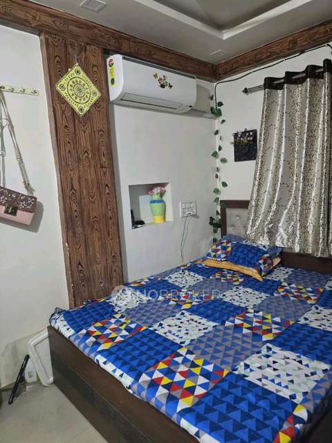 Single Room for Female In 1 BHK  In Mathura Krishna Heights  In Kasba Peth