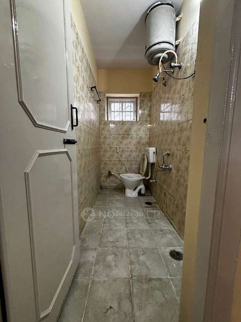 Industrial Building in Bagmane Tech Park, Bangalore for Rent 