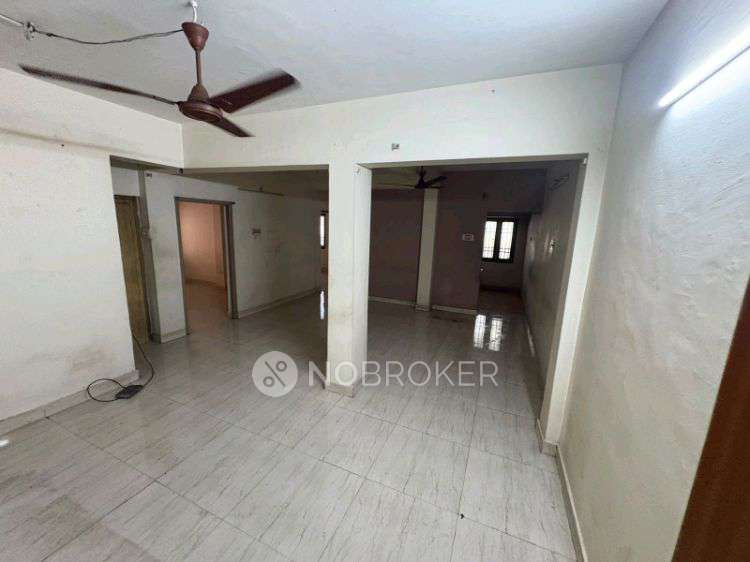 2 BHK Flat In Tower View Colony For Sale  In Anna Nagar