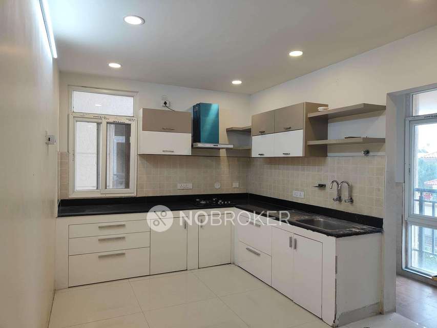 3 BHK Flat In Aditya Empress Towers For Sale  In Shaikpet